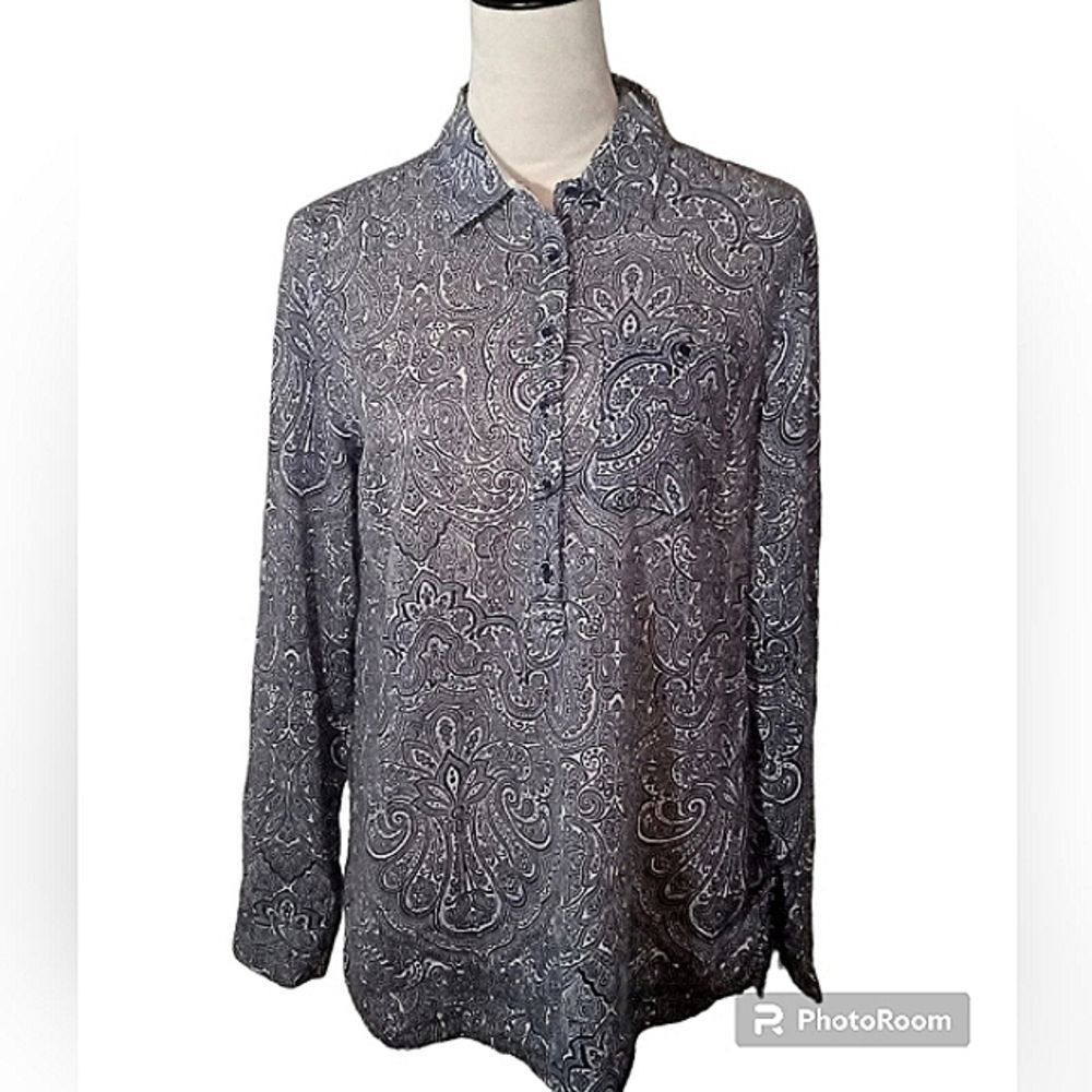 Tommy Hilfiger Blue and White Paisley Semi Sheer 1/2 Button Down Blouse …